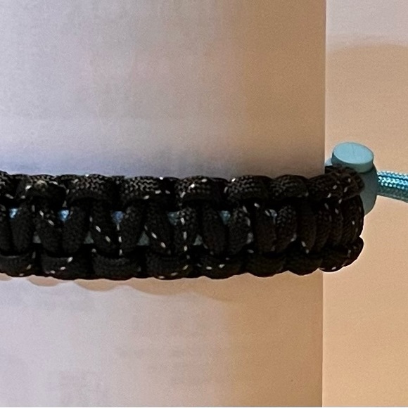 Paracord bracelet - Picture 7 of 7
